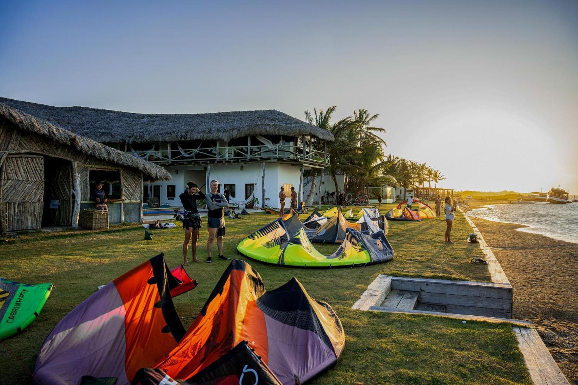 7 Beaufort - Kitesurf Pousada Itarema Esterno foto